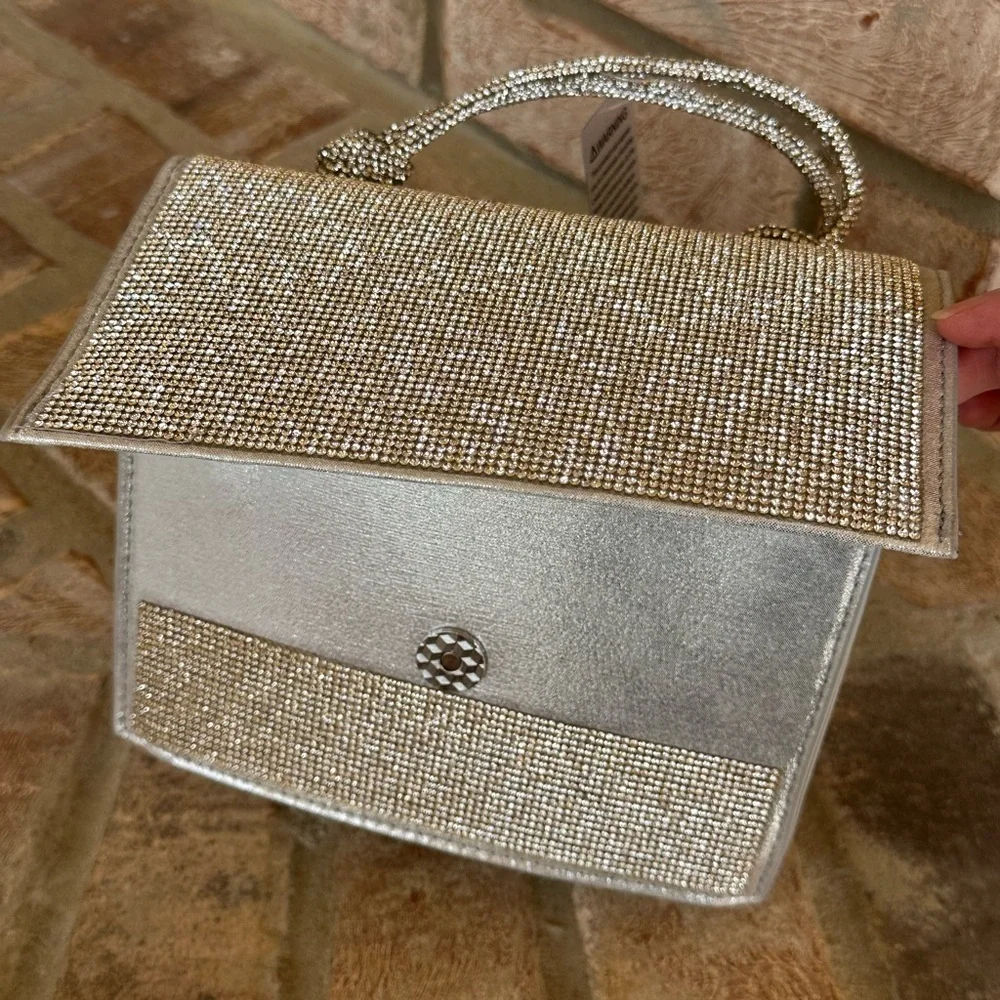 NWT Urban Expressions Silver Clutch/Purse with handle and matching chain straps.